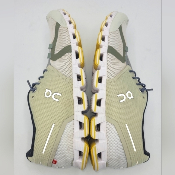 ON CLOUD 70/30 RUNNING SHOES HAY / WHITE WOMEN SOLD AT ANTHROPOLOGIE SIZ… - Picture 9 of 15